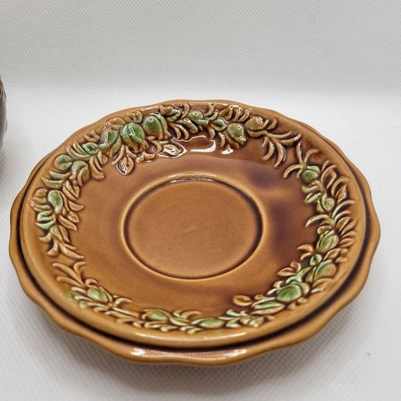 Vintage Japan Pottery Small Water Pitcher and Basin in Brown with Raised Florals - Picture 11 of 12